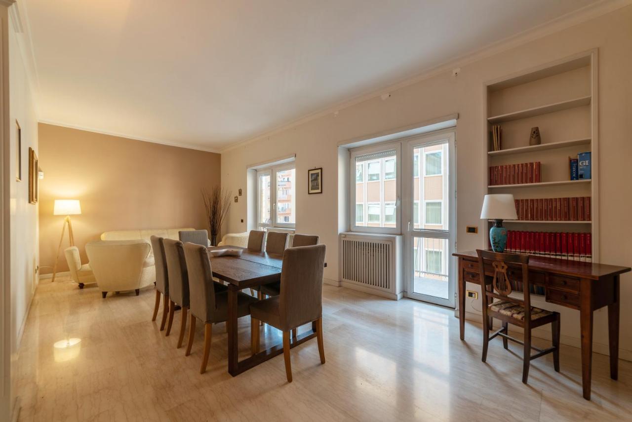 Mm Cipro Elegant Apartment Rom