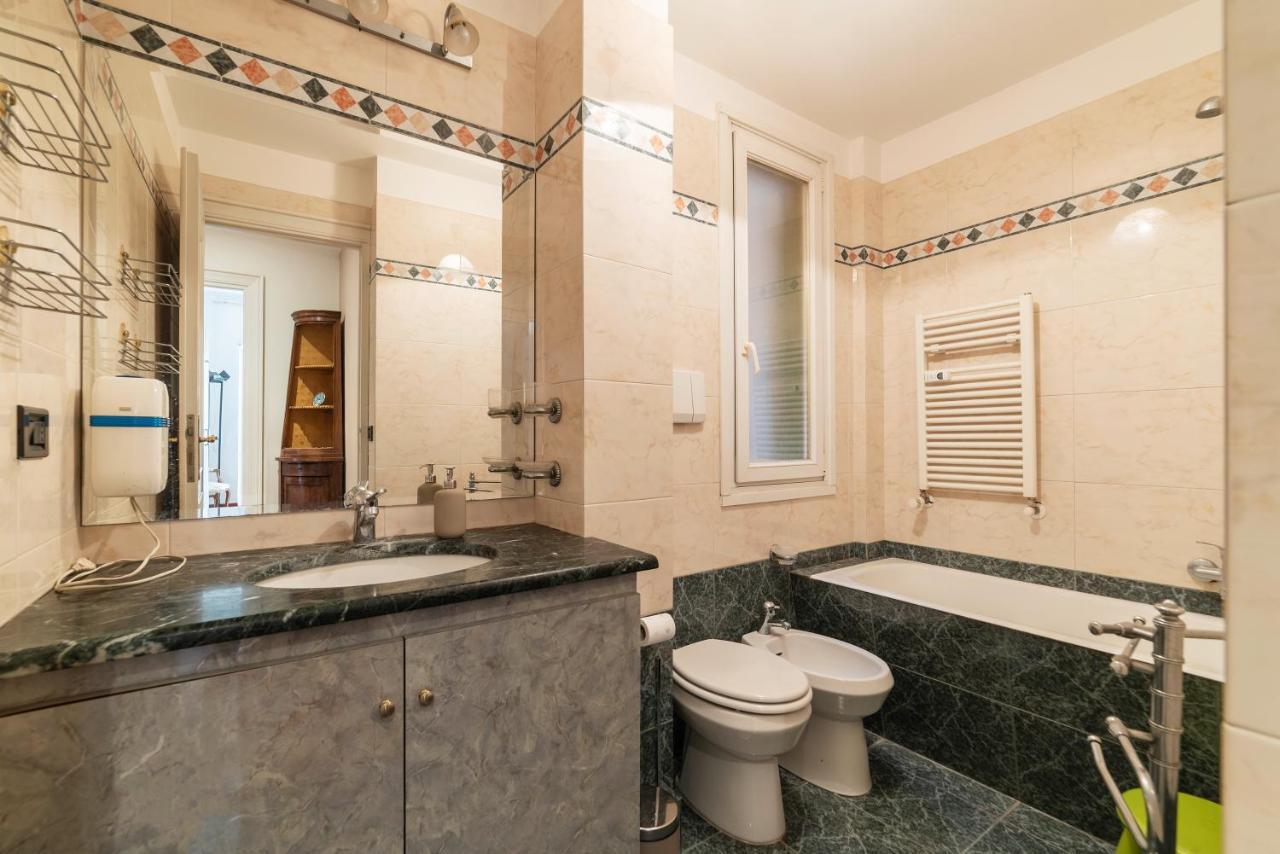Mm Cipro Elegant Apartment Rom